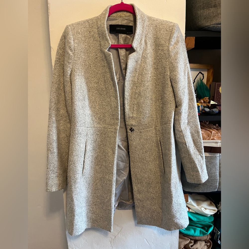Zara Women's Gray Peacoat